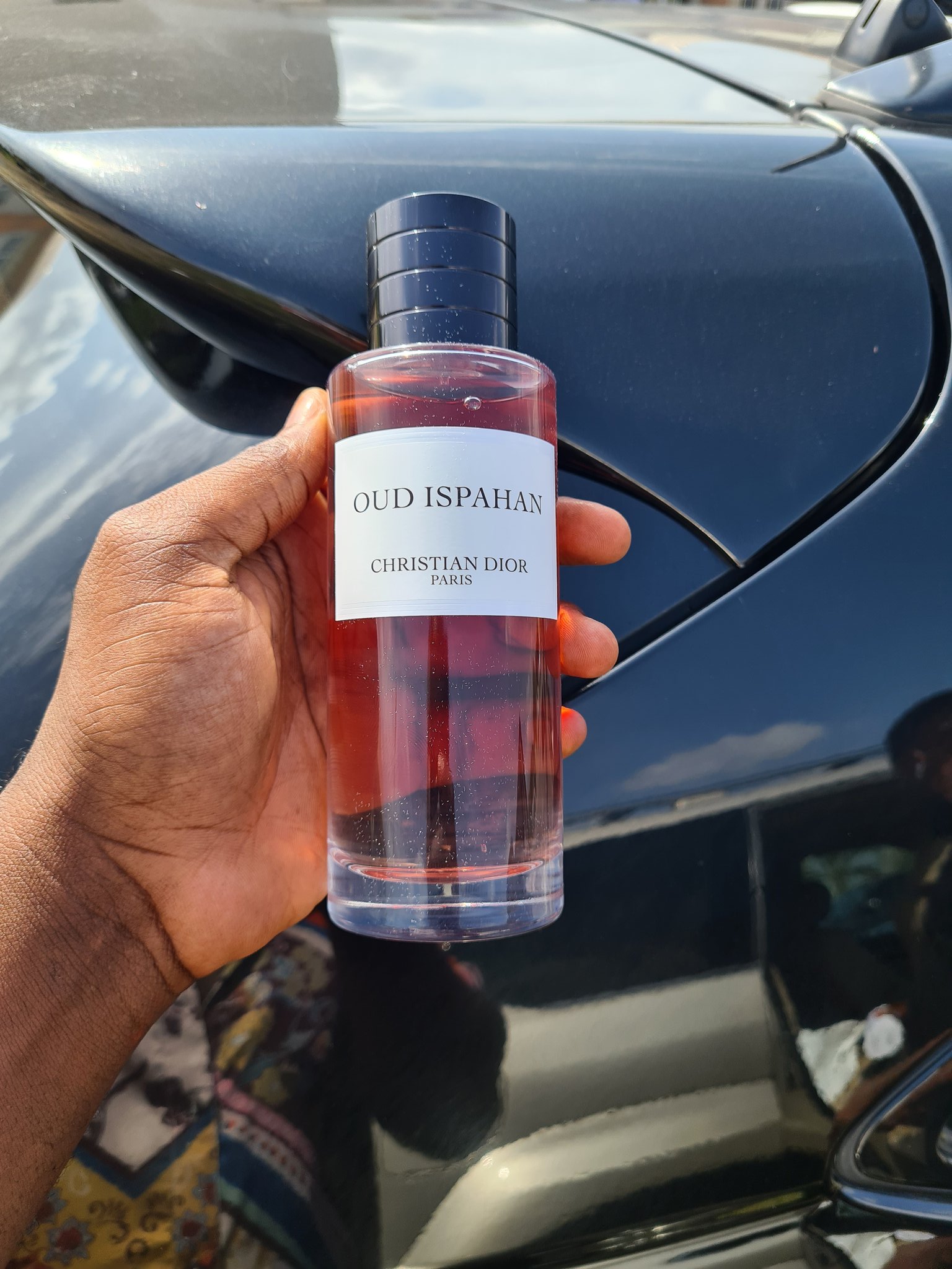 Oud ispahan online
