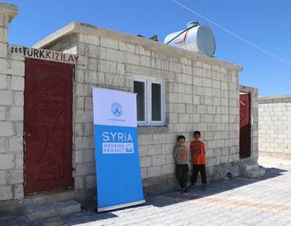 Abraham_Moss's tweet photo. Well done to the #AbrahamMoss Community for raising an exceptional £2633.15 for the Syrian Refugee Crisis. We managed to achieve this within two days and have enough for two homes along with feeding 2,400 refugees. Thank you for your continued support. #UptheMoss @muslimhandsuk https://t.co/dzVOvNre34