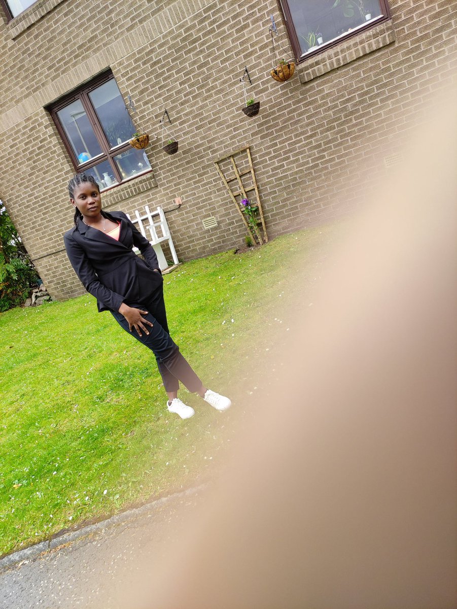 MaryAdejoh1's tweet photo. There are some heights we get to because we got on the shoulders of people.
Wise words I've heard in recent times: we rise by lifting others.
But don't forget that what hard work can get you in 10 years, relationship can get you in 10 minutes. https://t.co/RyK1HgNJoA