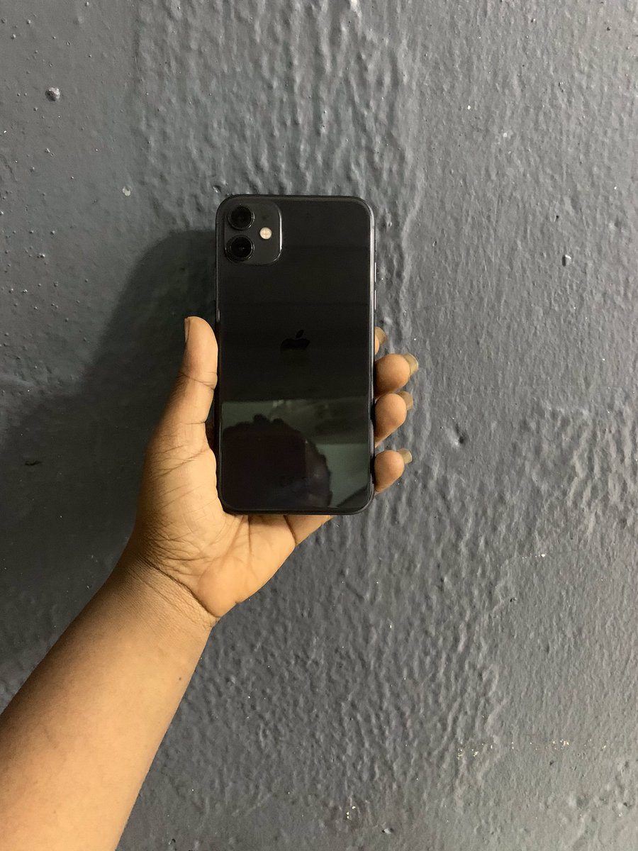 Usedphones_ng's tweet photo. iPhone 11 

64gb- 265,000

Delivery 🚚 option available nationwide 
Call 07086007974, 09033073078. Send a Dm to place an order 
#usedphones #usedphone #gadgets #gadget #lagos #lagosnigeria https://t.co/EG7qhb63rT