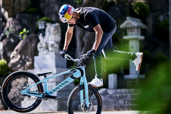 bicycleclubfunq's tweet photo. ニンジャライダー、西窪友海がキャニオンCLLCTVに新加入。フリーライドやトライアルでさらなる活躍が期待される!
| BiCYCLE CLUB https://t.co/gOhYoOw99W
#CLLCTV
@Canyon_Japan
@tomominishikubo
#ニンジャライダー
#西窪友海 https://t.co/SimFxdCrqO