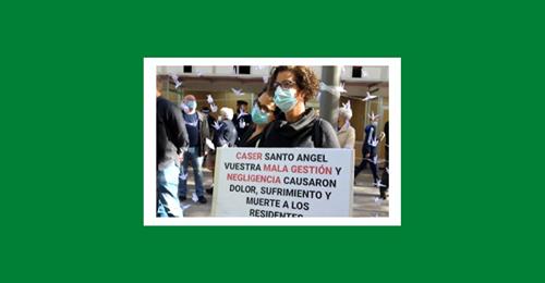 Jordan_Bruno's tweet photo. Las familias del geriátrico CASER, de Santo Ángel, en #Murcia, no olvidan. En la primera ola 106 personas mayores se infectaron por la COVID y 34 murieron. #MareaDeResidencias https://t.co/kvb3ohqDvV https://t.co/uQross8W68