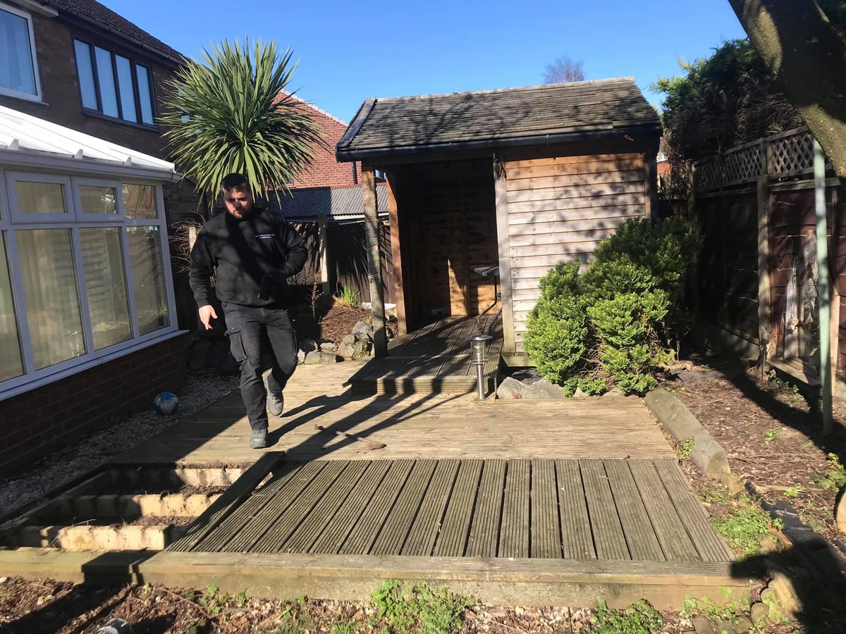 Another job completed a couple of weeks ago, such a big change and such a pleasure to work on, big thanks to the customers on this really looked after us and made it easier for us. Kandla Grey mixed paving and Turfing. Another one down now onto the next one 😬👏🏻