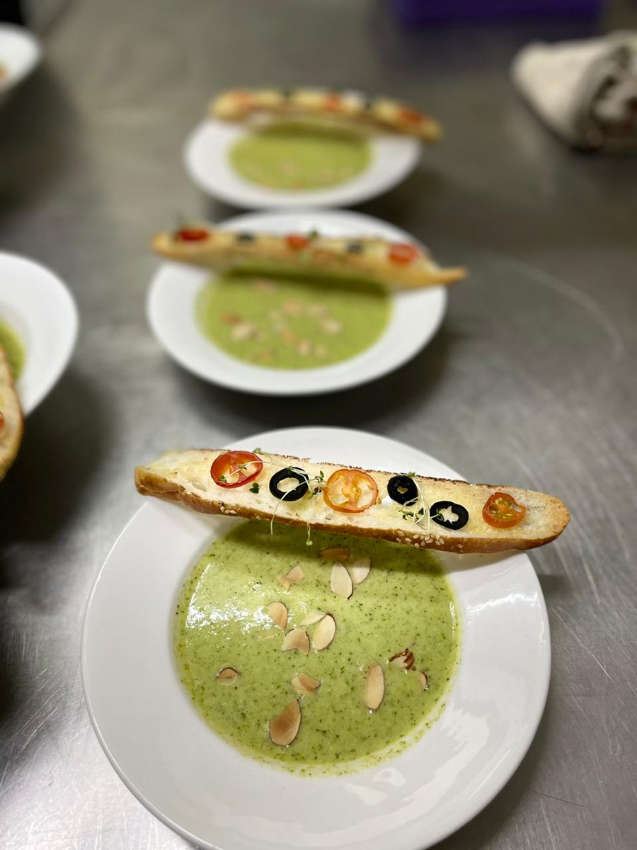 AbhyudayadityaJ's tweet photo. Broccoli Almond soup..
Soup has been a staple to mankind's diet since the prehistoric era where it was made as a porridge type dish (Soup). It was even sold in ancient Greek on the streets of Athens.
#iihmbest3years #hospitalitybuzz #HTDMIIHMADAY5 #Soup #chef #cheflife #food https://t.co/6lher7rVZt