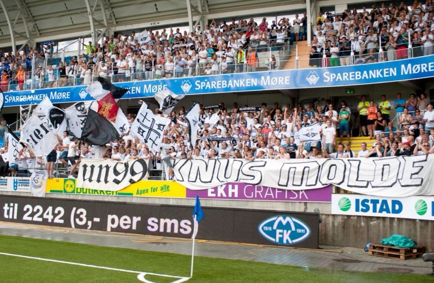 rotsekk's tweet photo. Knus dæm, knus gjengen fra ferjeleiet, knus Molde, knus Tornekrattet, Wolf Eikrem og Moe!
I dag bør det smell fra første spark!
La det bli en thriller med Troillan på topp som utfall💥
#hatemolde
#neiernei https://t.co/cBTJIlU3GR