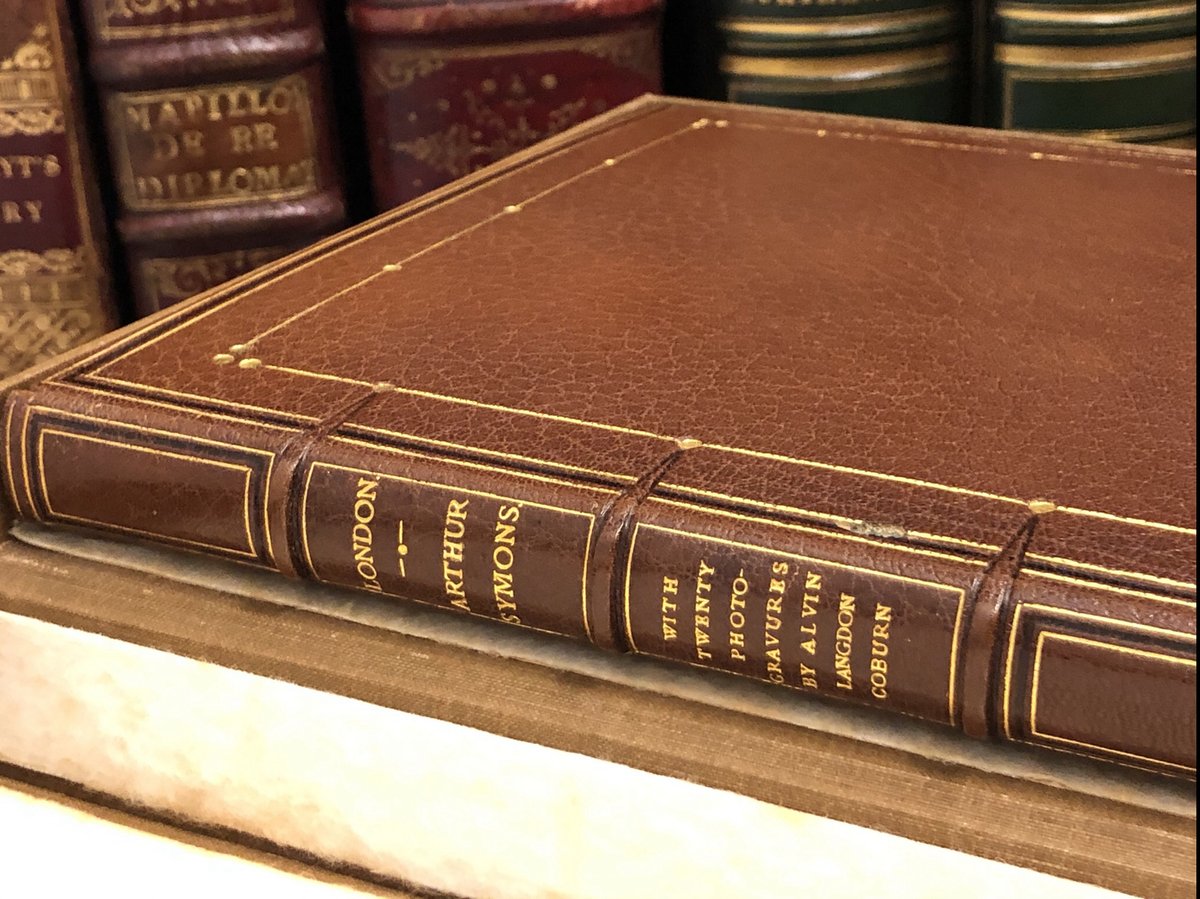 UniRdg_SpecColl's tweet photo. Photographer Alvin Langdon Coburn was born #OnThisDay 1882. 
We love the fine binding of this copy of Arthur Symons' 'London', which features photogravures by Coburn.
Only two editions of this book were produced; this one was Coburn's own copy! [COBURN COLLECTION--SYM] https://t.co/mWPuiTH3He