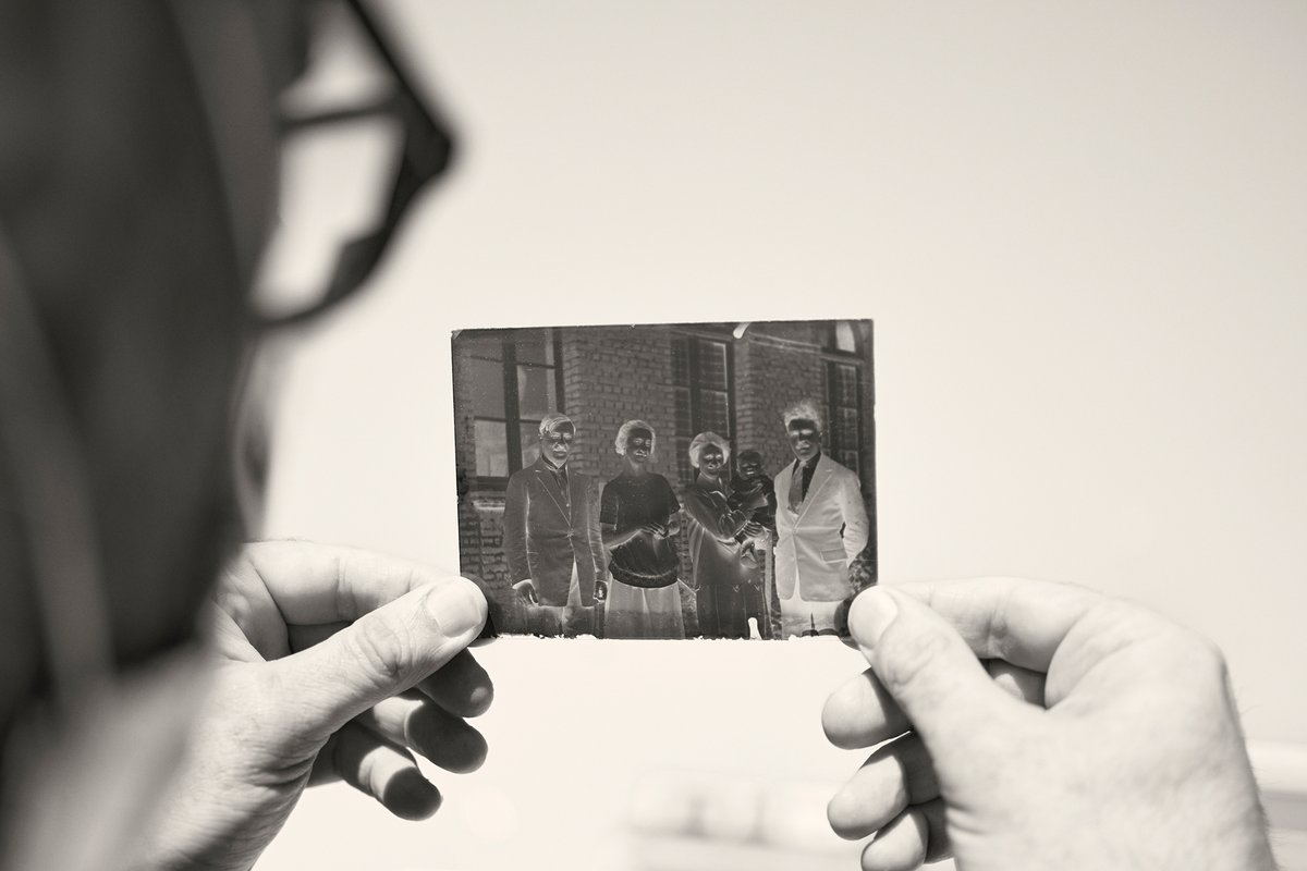 photoespana's tweet photo. ¿Quieres participar en el taller gratuito 'La imagen perdida: Técnicas para la reanimación de fotografías? Impartido por Paco Gómez (@LOSMODLIN) el viernes 11 de junio en la Sala El Águila cc @CulturaCMadrid @PatrimonioCM #ForoPHE 

¡Inscríbete! >>> https://t.co/yD4llNh4bY https://t.co/o2tii2gJZz