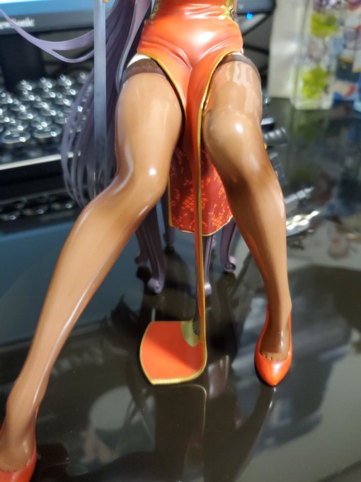 おみ足エッチぃ…… 