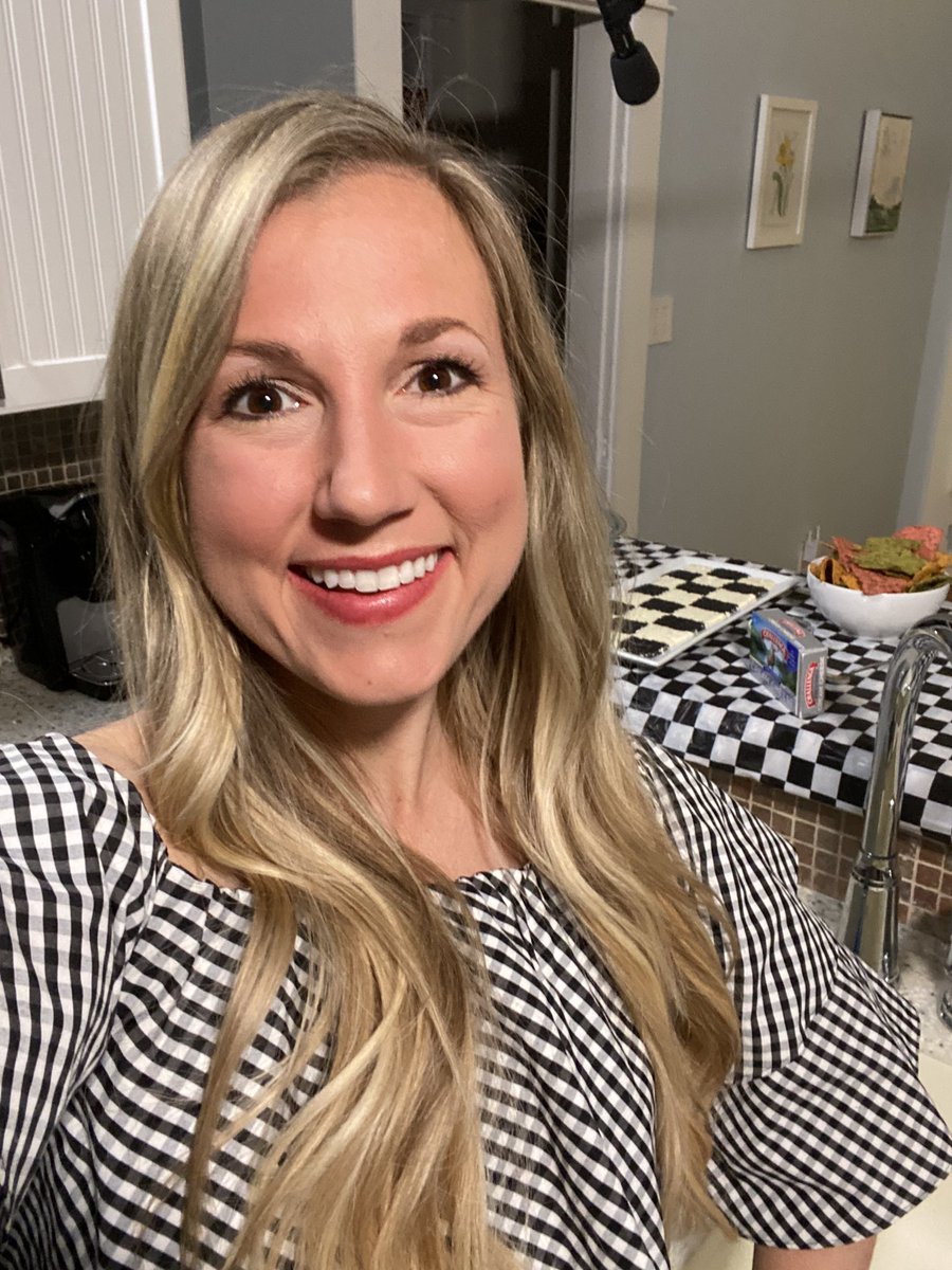 KyleesKitchen's tweet photo. Trying to camouflage with my tablecloth and dip! Watch my #KyleesKitchen #Indy500 edition segment on #FOX5Morning at 6:40! Checkered flag dip recipe: https://t.co/8yyCK4NkkZ 🏁 https://t.co/ACoTN0ytEV
