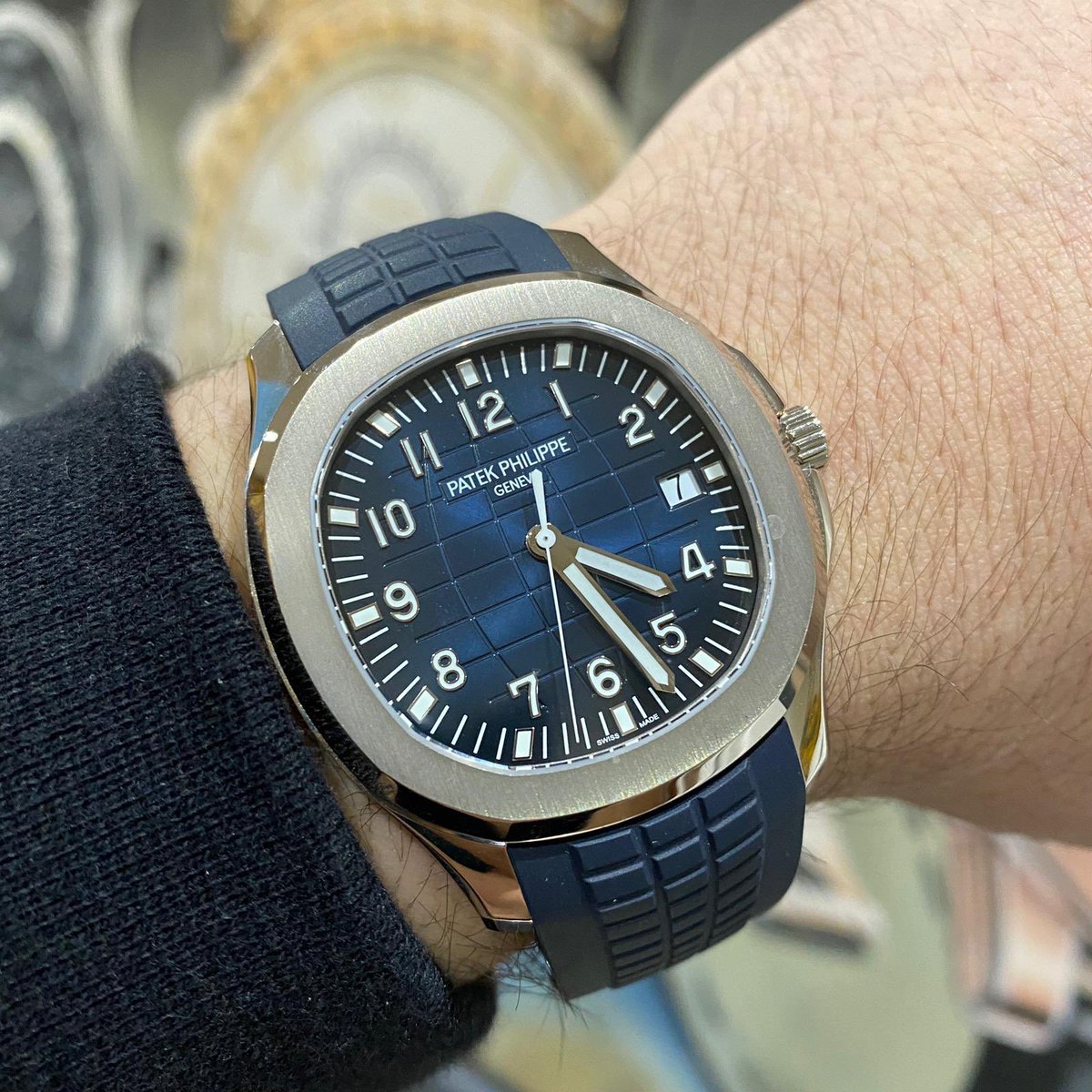 HYJewellery's tweet photo. Patek Philippe Aquanaut - 5168G-001 💙 https://t.co/UoZs8z3d8v