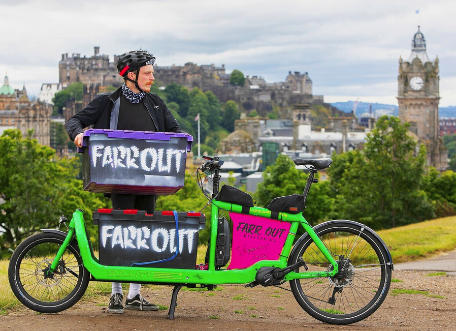 SpokesLothian's tweet photo. @EdinReporter @BetterBroughton #ShopHereThisYear #ShopLocal #SellLocal

Are you a #LocalBusiness (or person) who needs stuff delivered in #ForeverEdinburgh?

🙋‍♀️👋Your customers will thank you for going #PollutionFree &amp; #ClimateFriendly by e-#CargoBike

Try @farroutdelivers (paid) &amp; @cargobikemovmnt (volunteer) https://t.co/l2s9DvDNg6