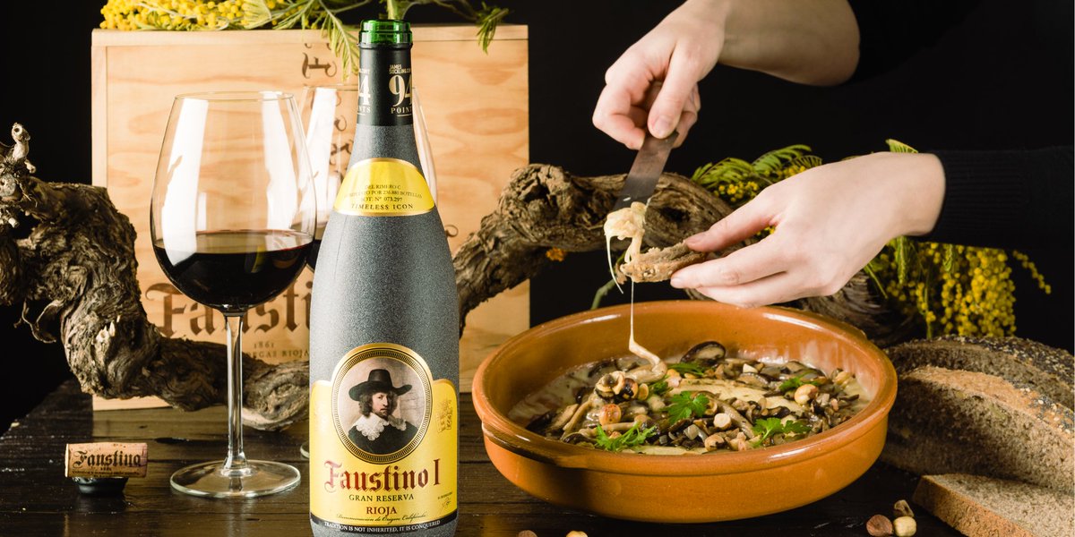 ¡Ya podemos disfrutar de la nueva añada 2010 de Faustino I Gran Reserva! Una añada excelente que se prevé histórica en Rioja. Y tú, ¿cuántas ganas tienes de probarla? ¡Nosotros hoy nos hemos dado este pequeño capricho! #pequeñoslujosdiarios