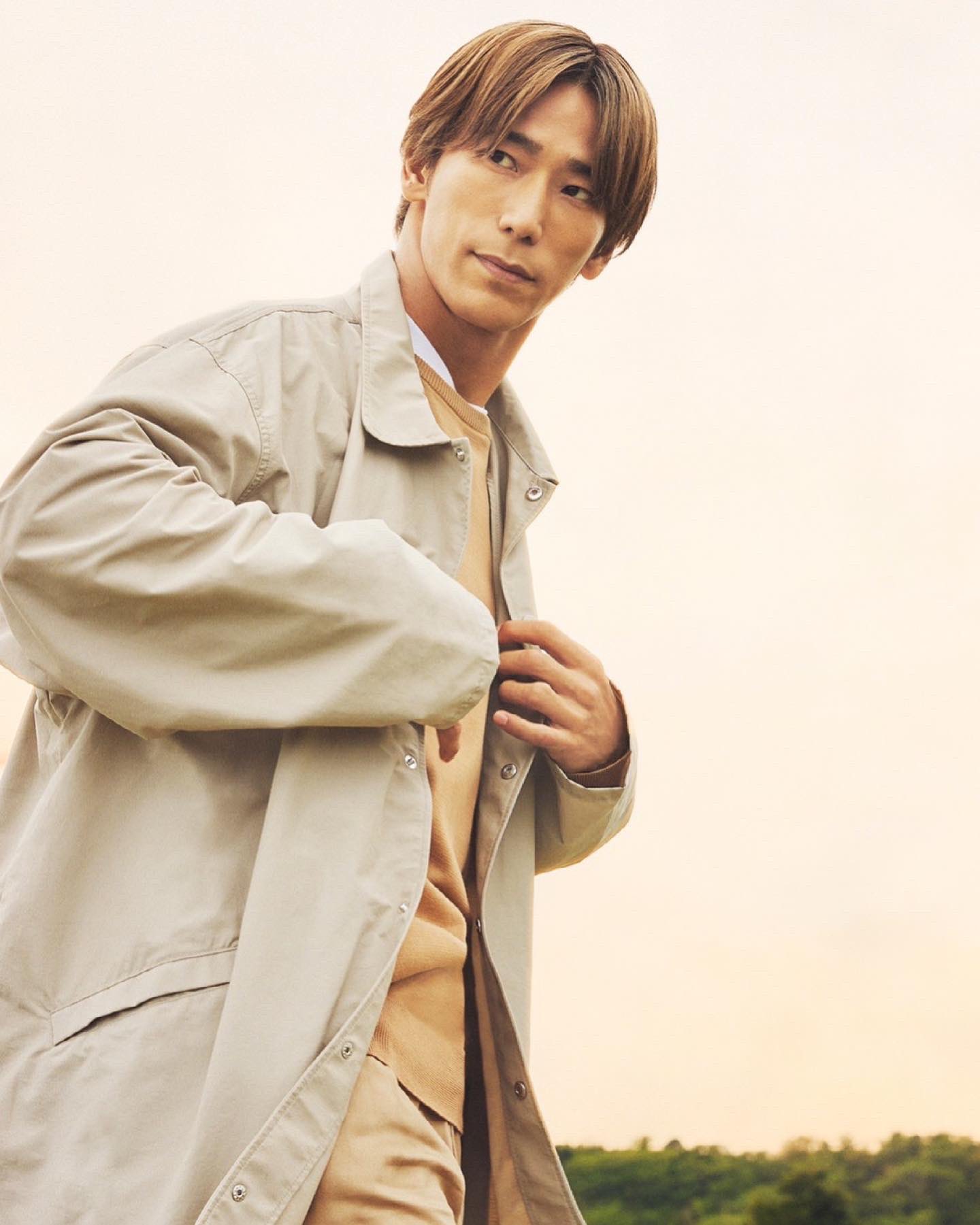 Naoki Kobayashi 三代目 J Soul Brothers ニューシングル 100 Seasons Tonight Jsb 100seasons Tonight 新アー写 髭剃っちゃった日笑 もうすぐmvも公開ですよっ T Co Zreat17r99 Twitter