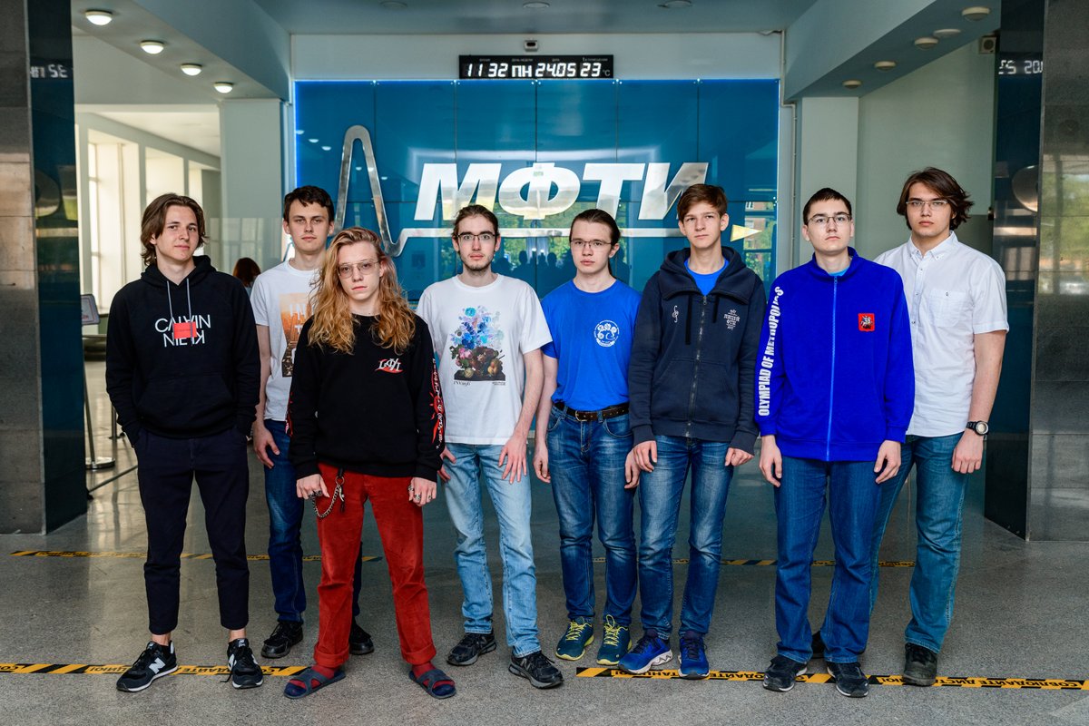 ❗️Russian students under the guidance of MIPT professors set absolute record at the Asian Olympiad in Physics. 

Congratulations to Amir Akhundzyanov, Denis Ismagilov, Matvei Kniazev, Nikolay Kononenko, Artemii Novikov, Danila Samodelkin, Matvei Fedin, Dmitry Khvatov🥇
