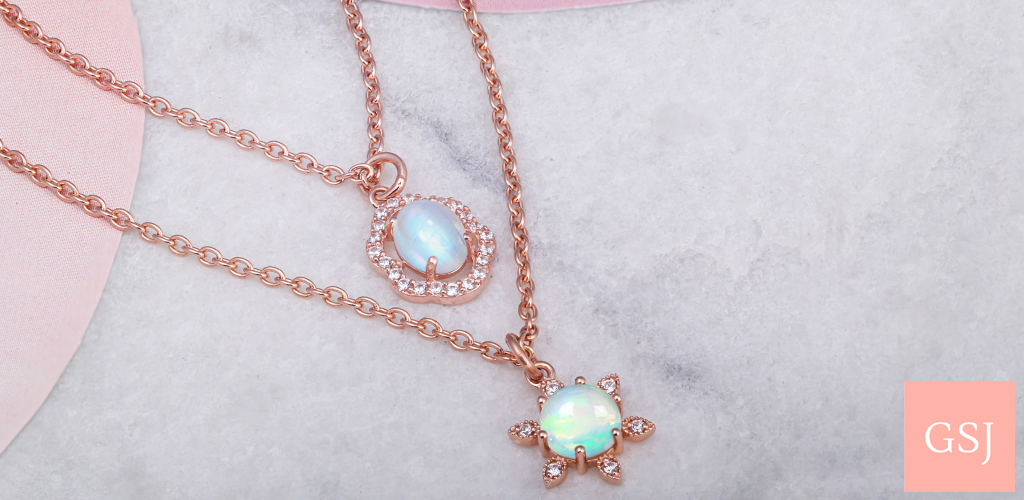 Gemstone_Silver's tweet photo. The #best things come in small packages, Take this as hint to treat yourself to that #gemstone beauty you’ve been eyeing off !! Click ink-https://t.co/V7xLg0Qh92
#moonstone #opal #gemstone #necklace #gemstonenecklace #jewelry #germansilverjewelry #gsj https://t.co/X9a4VUm3fo
