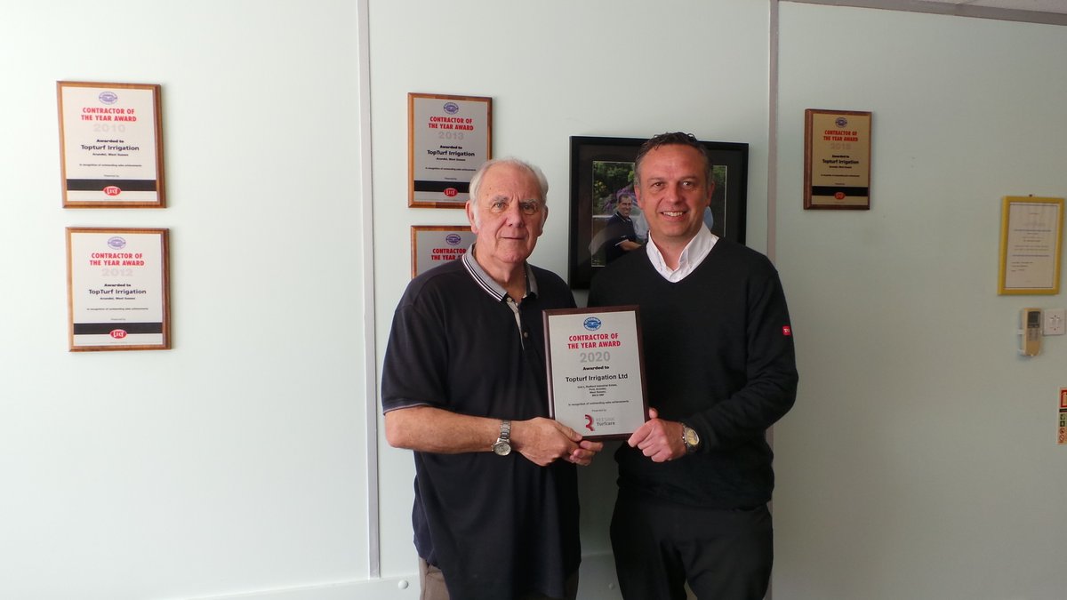 ReesinkTurfcare's tweet photo. Congratulations to Colin Clark from Top Turf Irrigation on receiving their Otterbine Contractor of the Year 2020 award in recognition of outstanding sales achievements 👏 @robjackson1973 @otterbine_H2O https://t.co/tqy4mwAsua