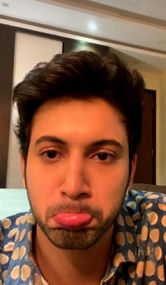 rohitxhappiness's tweet photo. ✨Rohit Saraf ✨ as emojis . 
A thread ;) 
          🥺                     😮 https://t.co/wdm7bcbnDi