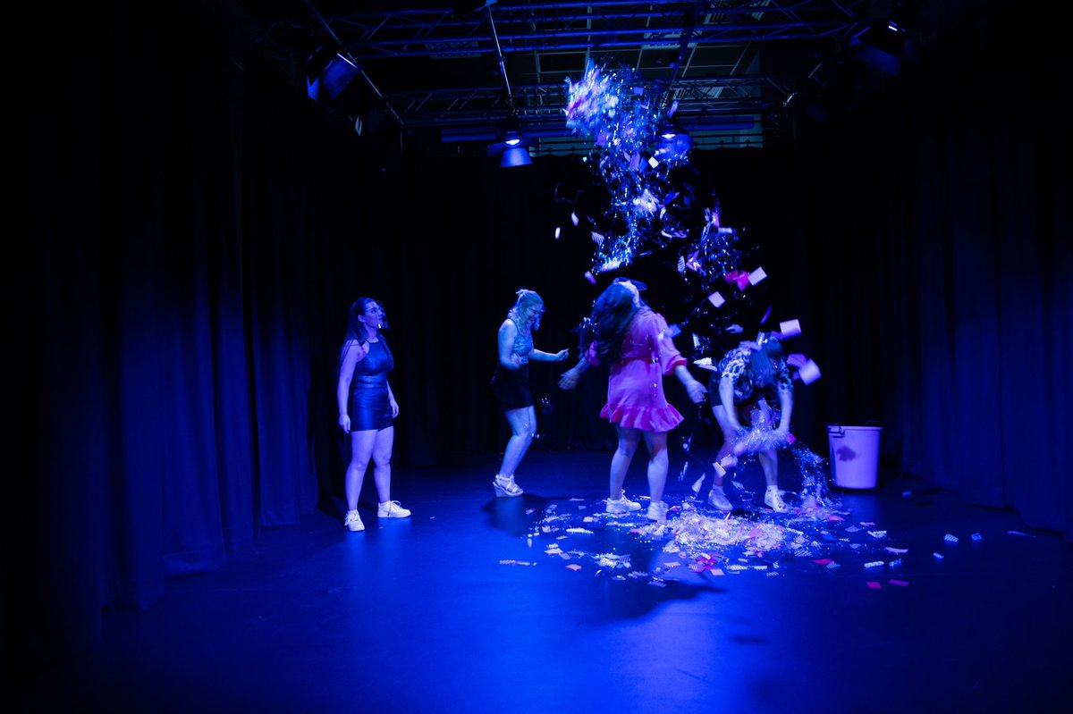 fbombtheatre's tweet photo. This Edinburgh Fringe, we want to give you a night to remember ✨ https://t.co/6NwAZWXbJi

📸 by Rachel Duncan @_rachelduncan https://t.co/a5ykGnk01d