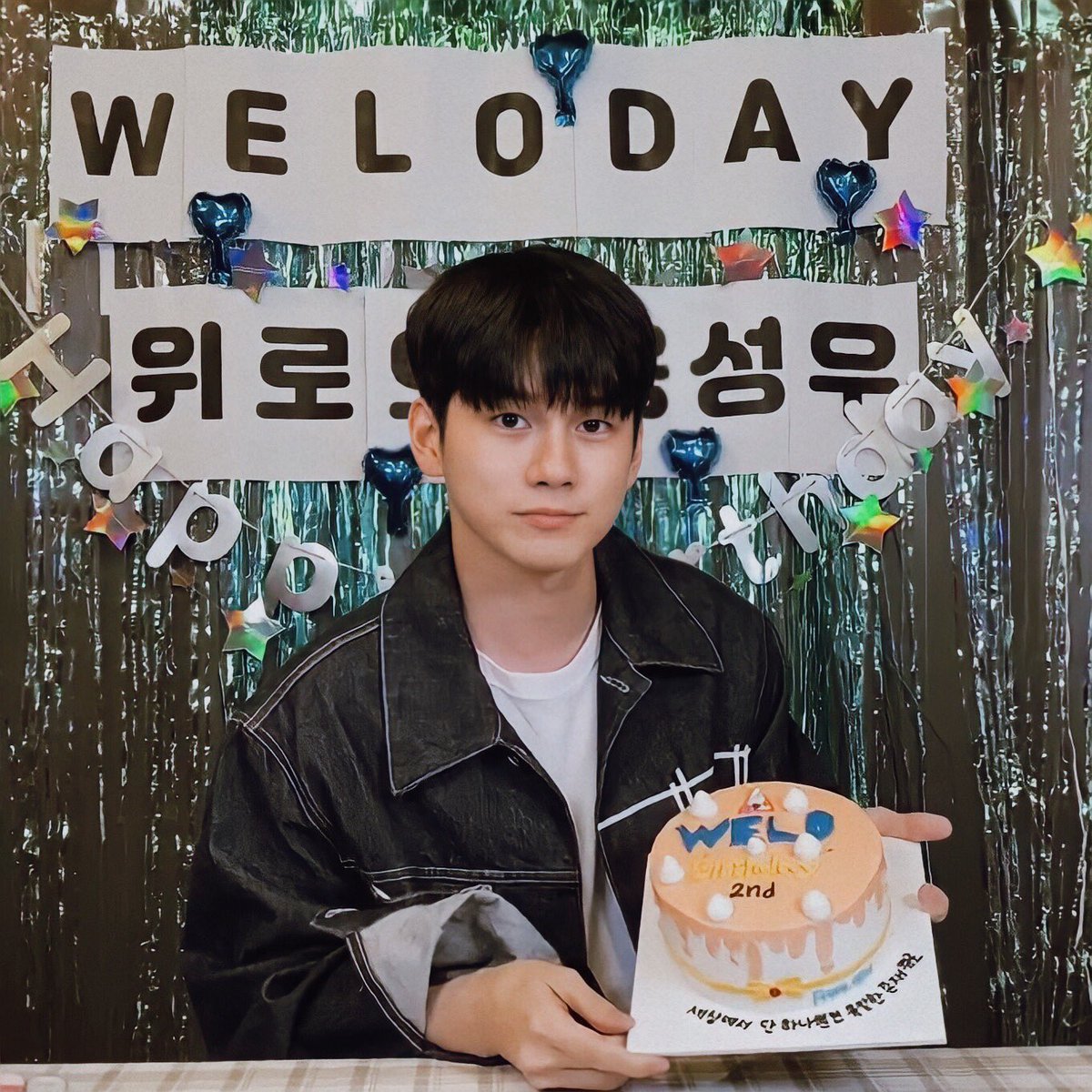 L_ONG_DISTANCE's tweet photo. 💕 #Happy2ndWELOday 💕

#옹성우
#ONGSEONGWU https://t.co/kom2Aecomv