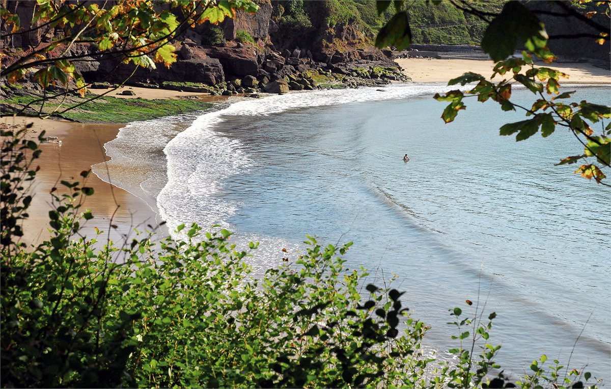 What's your favourite beach in Ireland? From family faves to secret coves, sandy strands to stony wonders, I'd love to hear your suggestions for an upcoming <a href="/IndoWeekend/">Weekend Magazine</a> feature!
#LoveIreland