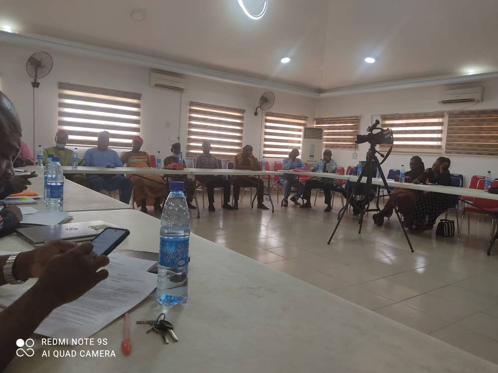Devcoms's tweet photo. #HappeningNow: Media Action 4FP Nasarawa media roundtable on Fp Titled "Using community engagement as a strategy to increase demand and utilization of childbirth spacing campaign in the rural communities of Nasasrawa state"
#MediaForumforFP https://t.co/RQTeD0hxPq
