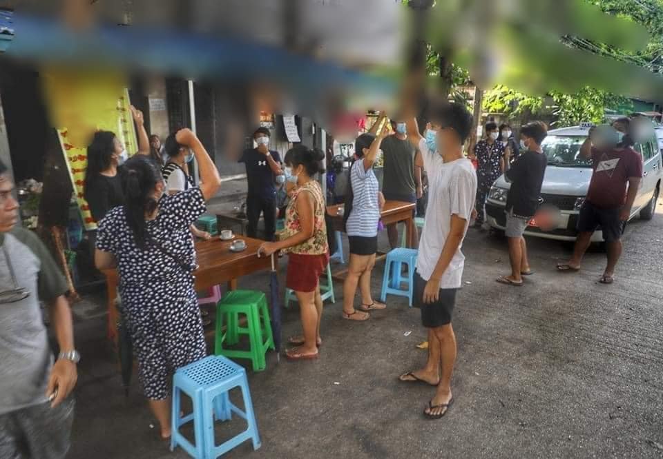 IrrawaddyNews's tweet photo. Young people gathered at a #Yangon  tea shop on Monday noon to protest the military regime. (Photo: CJ)
 
#WhatsHappeningInMyanmar https://t.co/rYixhrvLgB