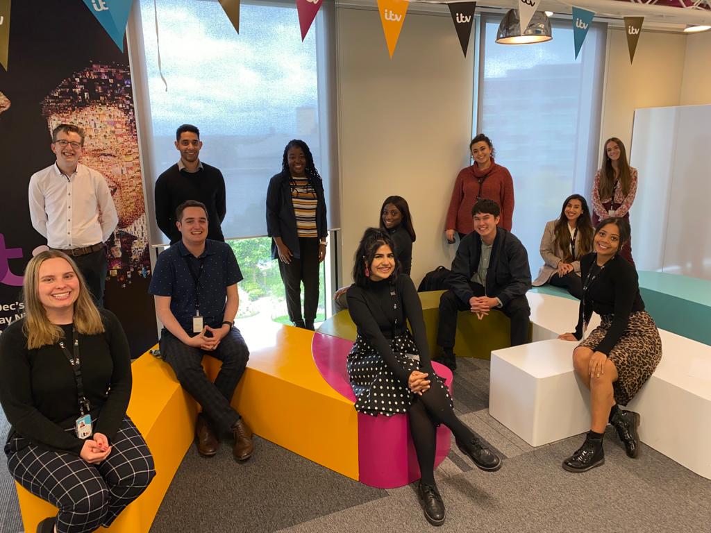Applications for the ITV Traineeship 2022 are now open! 

If you have a passion for news this is a fantastic opportunity to join an ITV regional newsroom, learn from the best &amp; bring your ideas to the table @itvcareers <a href="/itvnews/">ITV News</a> #ITVnewstrainee

More here:
youtube.com/watch?v=yVK6DX…