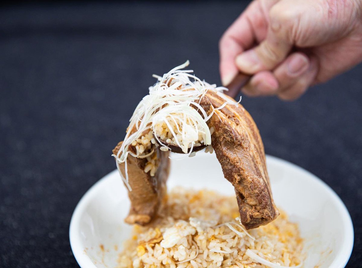 居酒屋げらげら げらげら名物 給料日後チャーハン 不動の人気メニューです １ヶ月頑張った自分へのご褒美決めてますか げらげらでは そんなあなたをお待ちしております げらげら 新潟市 新潟市居酒屋