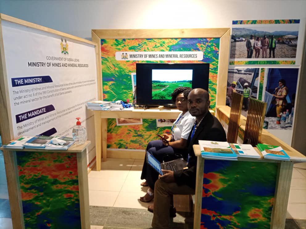 nmaslinfo's tweet photo. Various Directorates at the Geodata Lunch and Exhibition showcasing their expertise https://t.co/LJwaJf8bvC