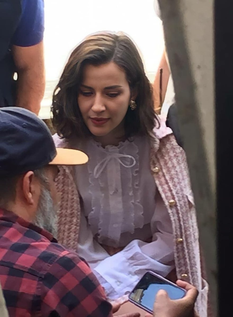 Saçları çok hoş olmuş 
#iremhelvacıoğlu