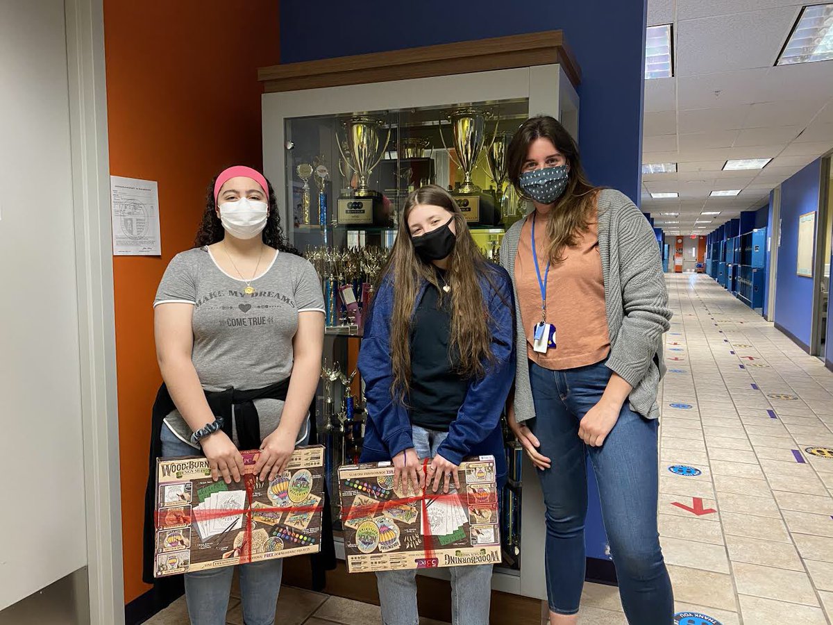 dsahstulsa's tweet photo. Congratulations to the winners of the arts integration category of our 2021 Science Fair: Salsabeel A., Karen G., and Alexa H.! https://t.co/agU0zlZkPj