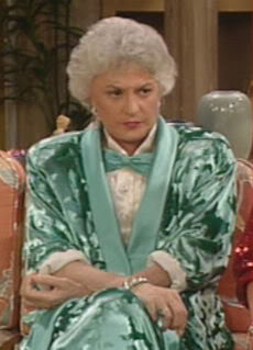 goldengirlsnews's tweet photo. When we wake up on #Monday and don't want to do anything. https://t.co/Id8MoyKntj #BeaArthur #EstelleGetty #RueMcClanahan #BettyWhite @BettyMWhite #MondayMotivation #MondayMorning #StayHome #MoreWeekend https://t.co/awxh72Q1eg