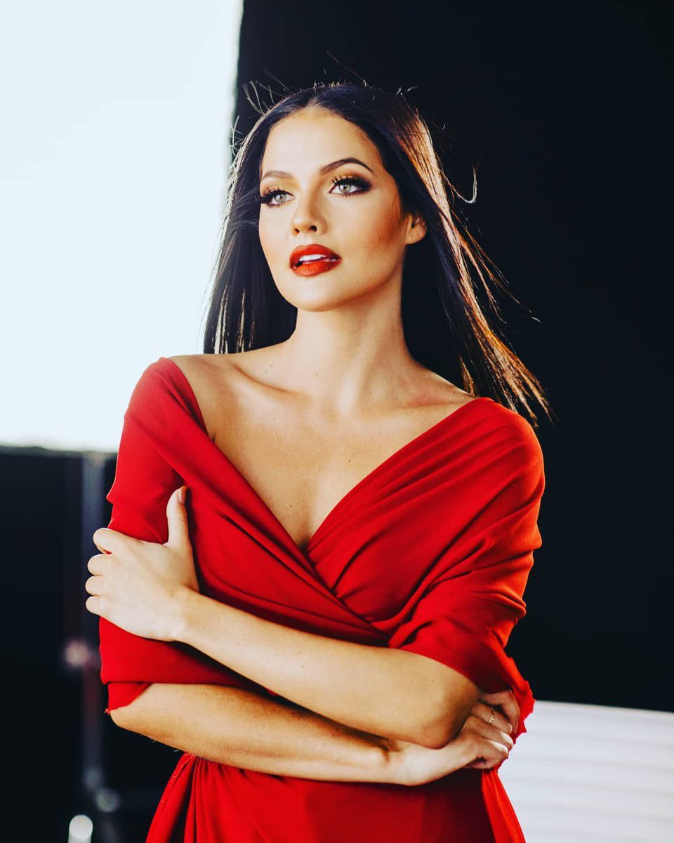 PageantsZa's tweet photo. The time is now to face your power &amp; to embrace your future. Entries for #MissSA2021 @Official_MissSA open today at 17:00 Visit https://t.co/0bxRdEd1Mb for more info #MissSouthAfrica #MissSA https://t.co/eIxdGtqxcT