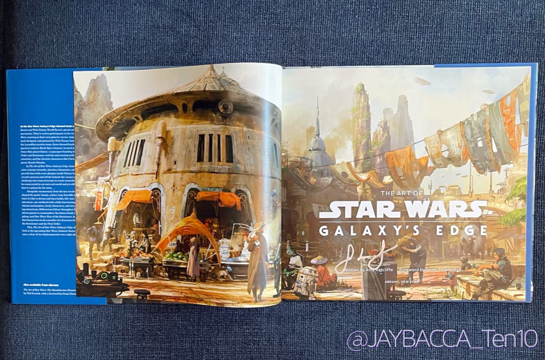 JayBacca_Ten10's tweet image. Mail call! The Art of Star Wars: Galaxy’s Edge was released earlier this month, but I thankfully waited for my autographed edition by Amy Ratcliffe (@amy_geek), sold by Malaprop’s Bookstore in Asheville NC. 😊 

#StarWars 
#GalaxysEdge 
#BackToBatuu