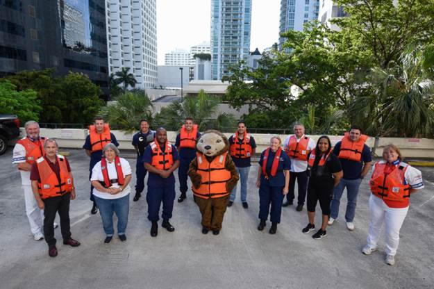 The Coast Guard reminds boaters to be safe on the water during National Safe #Boating Week and Memorial weekend, May 21-30. 
#boatingnews #sailingnews
coastalboating.net/News/2021/05-2…