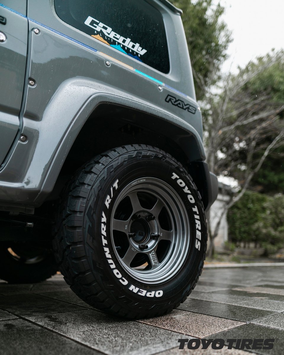 タイヤ・ホイール Toyo Tires Open Country R/T rays wheel The Open Country R/T Trail is an On/Off-Road Rugged Terrain
