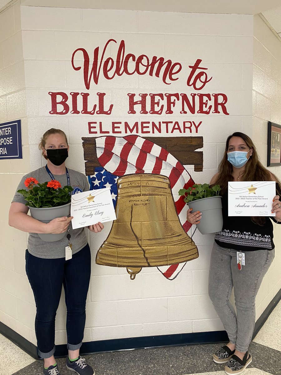 HefnerSchool's tweet photo. Congratulations to the 2021-2022 Bill Hefner Teacher of the Year and Teacher Assistant of the Year! https://t.co/ufE1WdsbSo