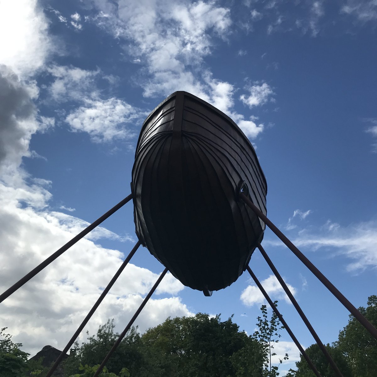 AdriennedeKock's tweet photo. #luchtschip https://t.co/Q1MQ5TgYX6