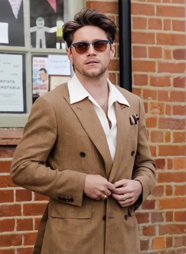 NJHNEWS2's tweet photo. Niall via deezer's Instagram story https://t.co/76mqjDl0u2