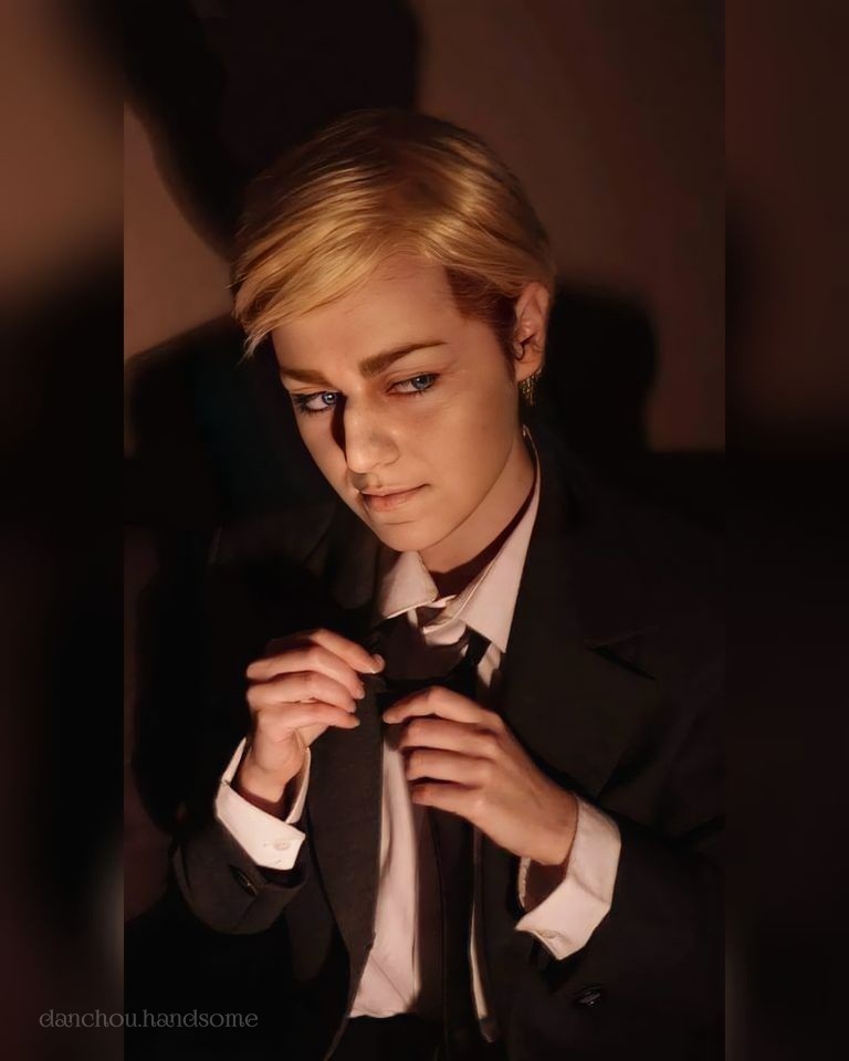 Rdr2Cosplay's tweet photo. "Dance with the devil..."

Erwin Smith by me 

#erwinsmith #ErwinXLevi #eruri #snkspoilers #ShingekiNoKyojin https://t.co/kA8v3AdOHV