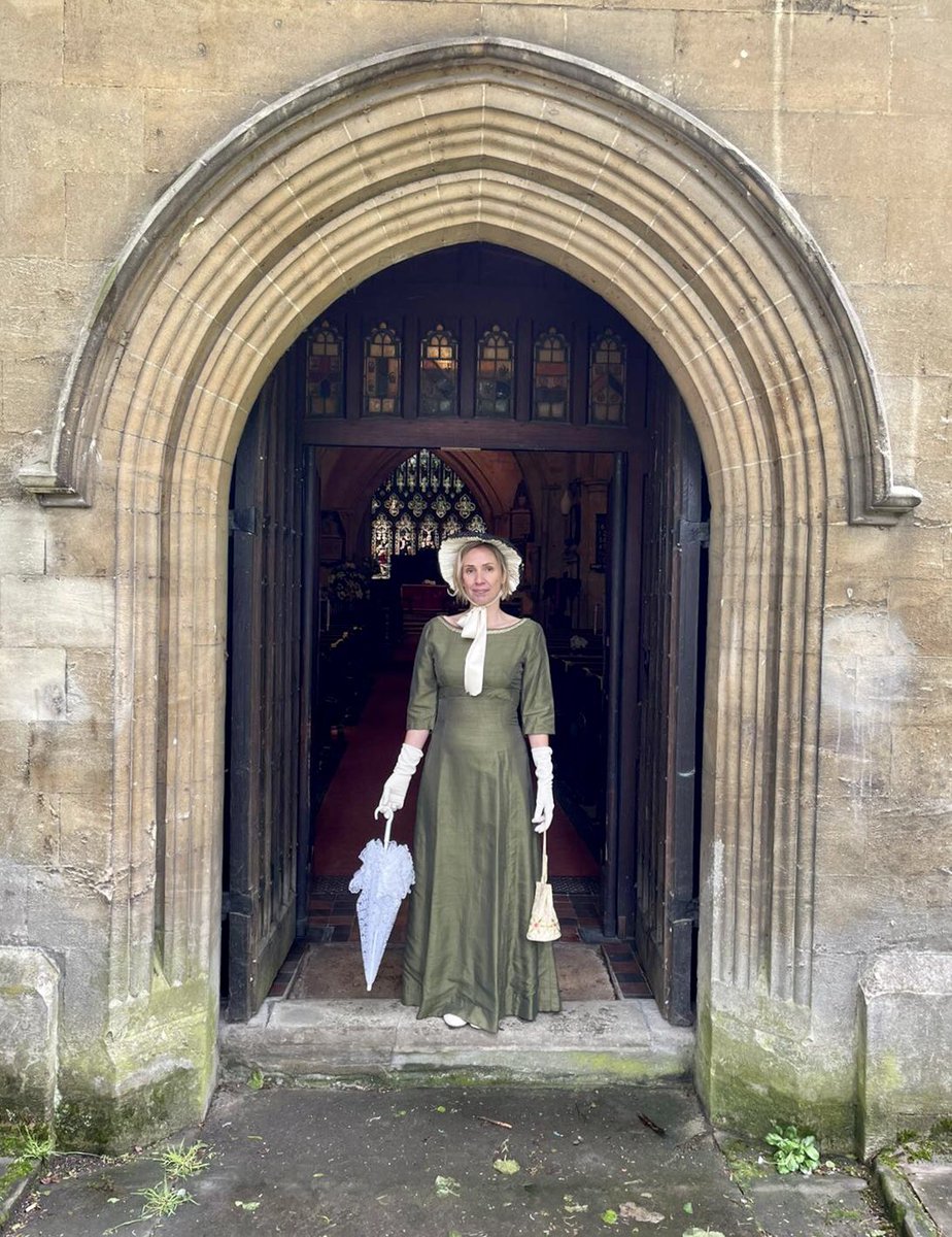 LesleySainty's tweet photo. A fun and productive day shooting with @cheltprom to promote the upcoming #takingthewaters tours and the #audiobook #cheltenham @visitchelt #history #historytours https://t.co/2IEYTE1yDb