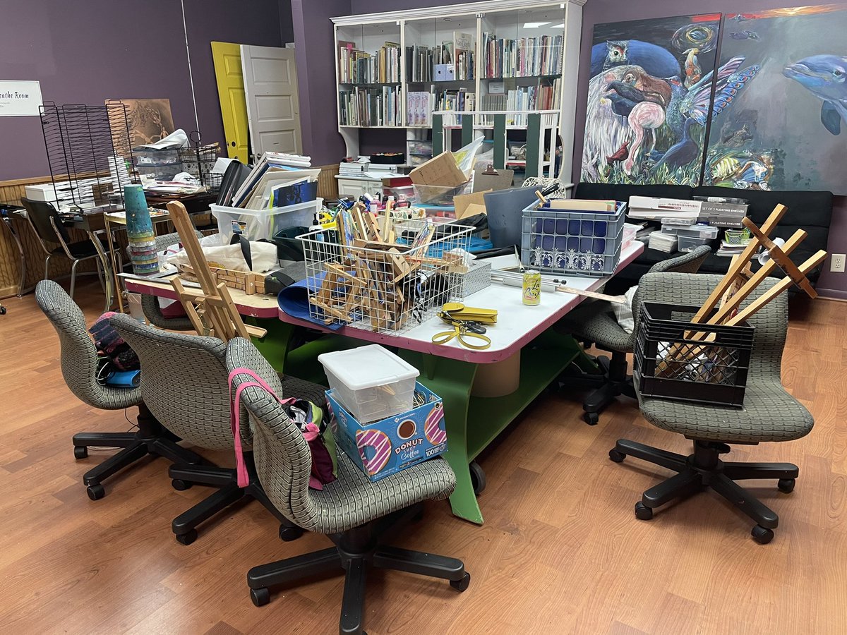 busy_bettyllc's tweet photo. Busy Betty was busy organizing a client’s art studio! Busy Betty picks up where you leave off! #busybettyllc #organize #organization #declutter #decluttering https://t.co/12b0K8iCxW