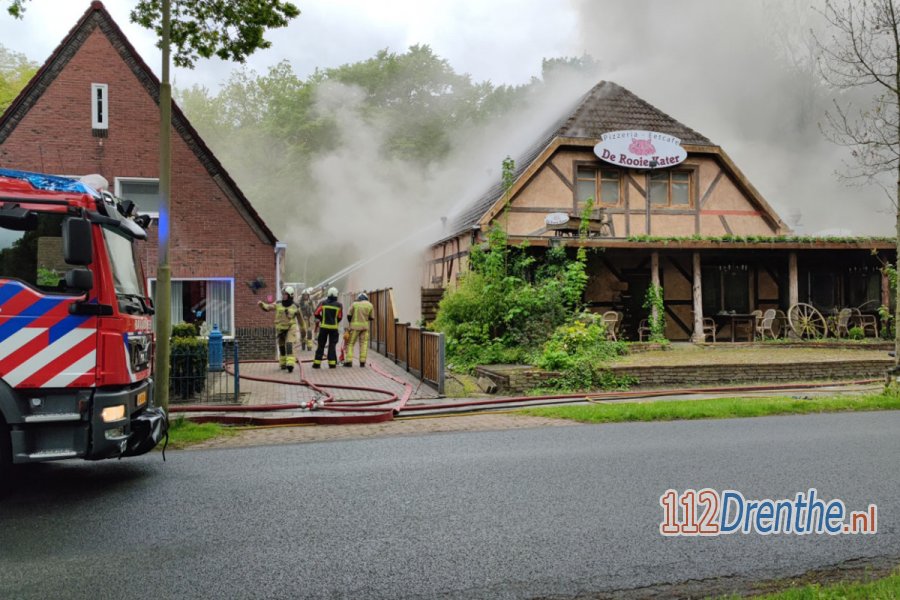 Pizzeria in #Zuidlaren door brand verwoest. 112Drenthe.