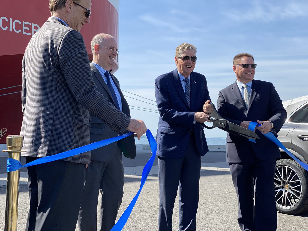 Governor Dan McKee tweet media