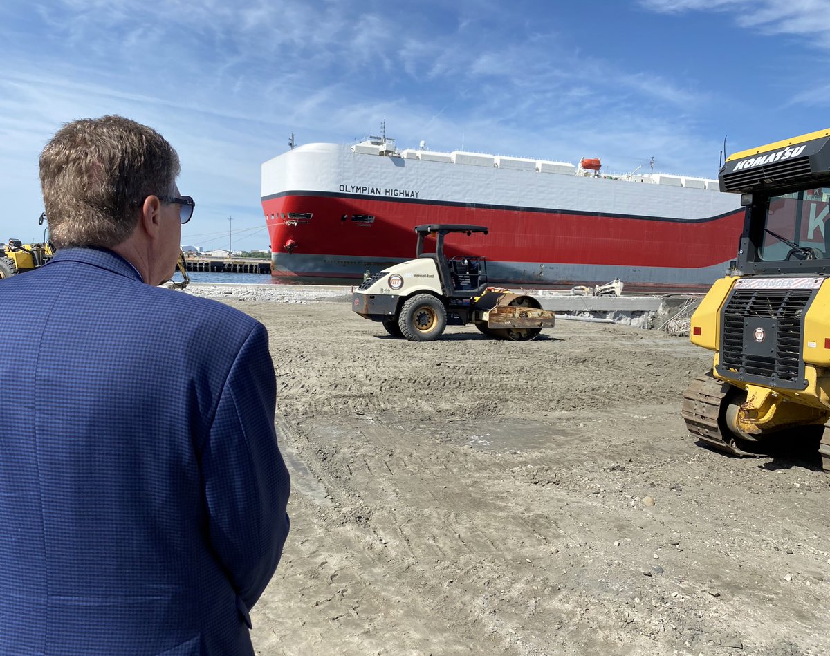 Governor Dan McKee tweet media