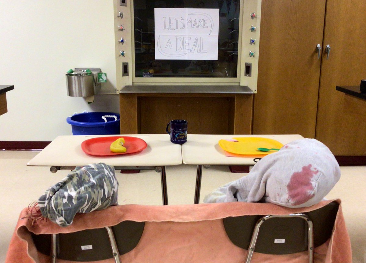 mrkoskinen's tweet image. Forensic Science is getting a “learning experience” tomorrow for the seniors last day. A 1 day mock crime scene. Guesses to what time the bodies were found? #takeforensicscience