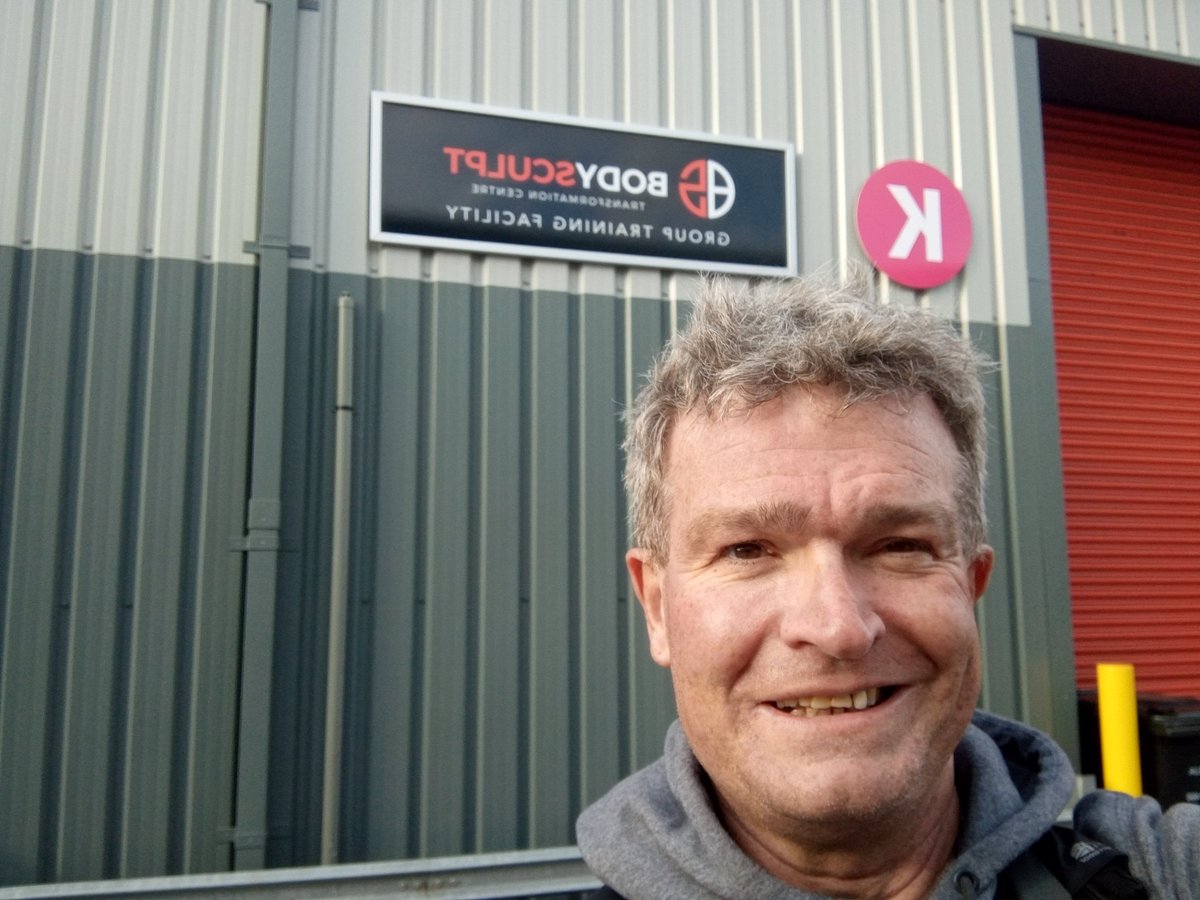 MoveMENt_WA's tweet image. When you leave the gym are you meant to feel that #DoneIn that you have to tuck your 750ml of water under your arm  because you are too weak to make a fist? 😂 Thanks @saramarieblack1 I'm having a laugh and getting fitter. Ta @ash_owen Loving @bodysculpt_tc 

#suicideprevention