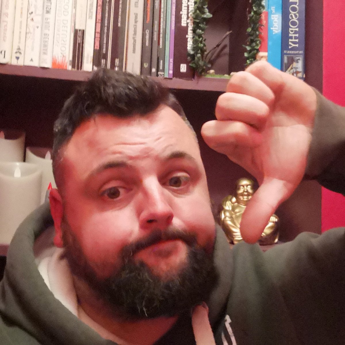 PronaRekt's tweet photo. Sorry guys I have to cancel tonight's stream due to poorly family members and work obligations. This is my first cancelled stream so I'm a bit bummed out. Love you all for your continued support and I'll see you on Friday. XxX https://t.co/SDLsOW0yta
