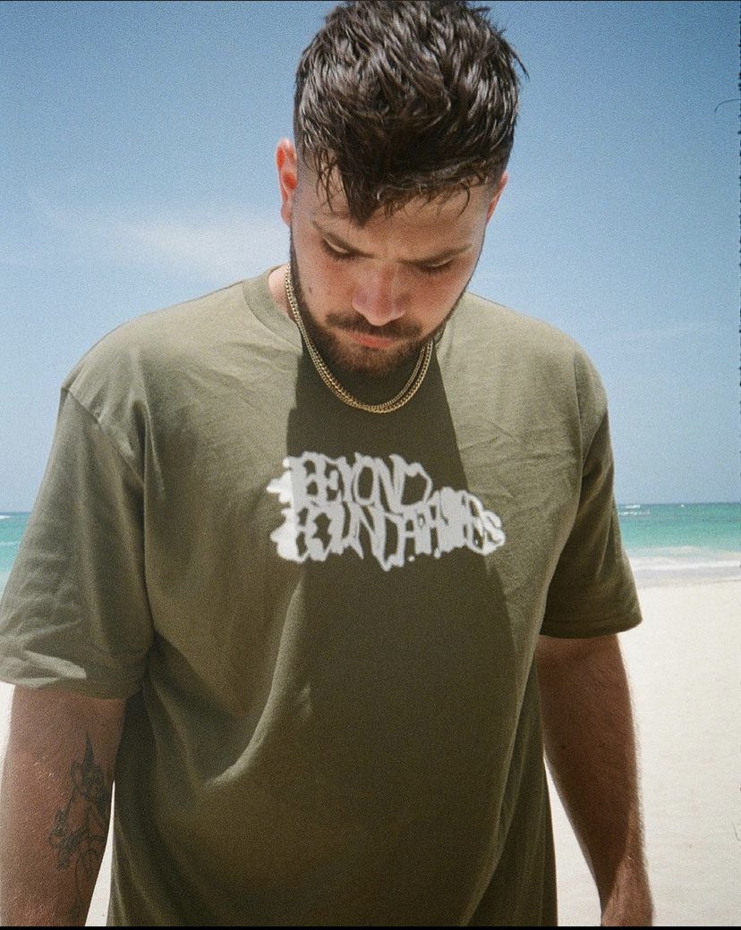 stoltsss's tweet photo. Beyond Boundaries Merch LIVE NOW. 💚🚀

https://t.co/gg1Dj1Aigu https://t.co/yveMGye44Y