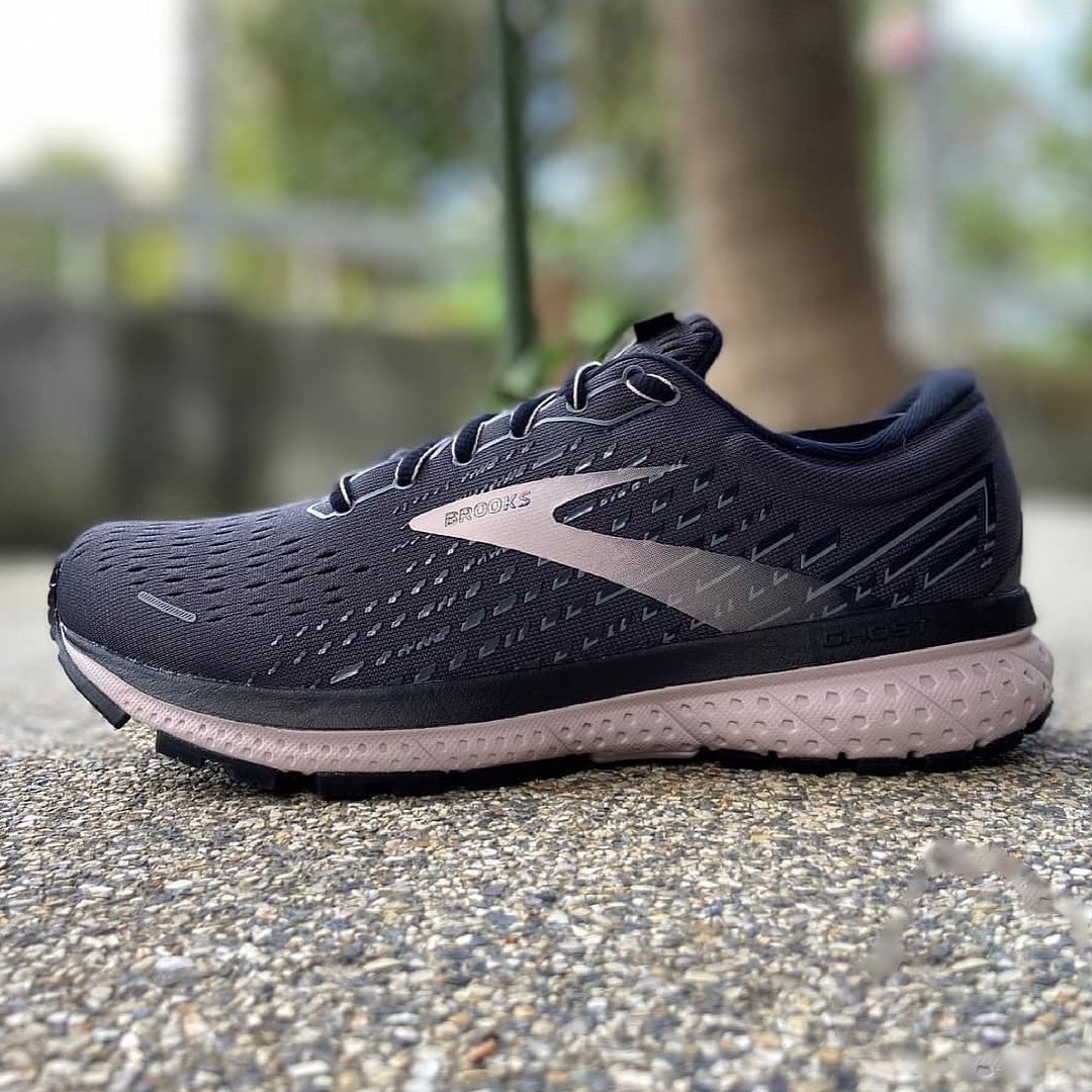 RunningBalboaCo's tweet image. Para una #MamáRunner 💪🏼¡Mayor fluidez y transiciones más eficientes! Conoce más de las Brooks #Ghost13 en nuestra NUEVA TIENDA ONLINE!🔝💻 ENVÍOS GRATIS hasta el 31 de mayo📦

&amp;gt;&amp;gt; runningbalboa.com.co

☑️ Drop: 12mm
☑️ Pisada: neutra
☑️ Uso: entrenamiento
☑️ Superficie: asfalto